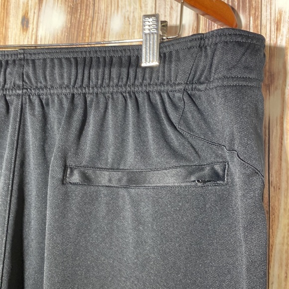 Reebok Men’s Black Sweatpants Wideleg Jogger Logo Zipper Pockets Size 2XL - Picture 5 of 9